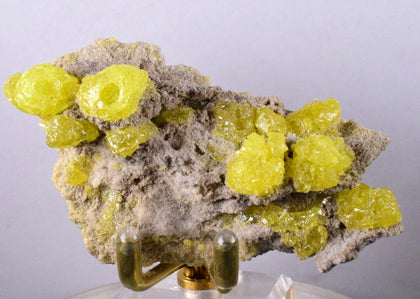 SULPHUR CRYSTALS