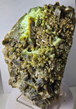 19ms CLINOZOISITE EPIDOTE CRYSTALS PERU MINERAL SPECIMEN COLLECTOR  KB177