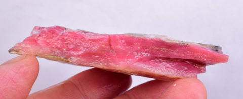 385carats GEM DEEP RED PINK OPAL PERU ROUGH COLOR TRANSLUCENT MINERAL PB93