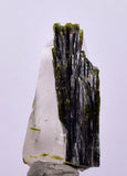 2.8cms PREMIUM EPIDOTE QUARTZ MINIATURE CRYSTALS PERU AESTHETIC COLLECTOR CB128