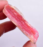 385carats GEM DEEP RED PINK OPAL PERU ROUGH COLOR TRANSLUCENT MINERAL PB93