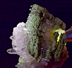 13cms FUCHSITE MUSCOVITE QUARTZ RARE CRYSTAL CHROMIUM MINERAL SPECIMEN PERU KB52