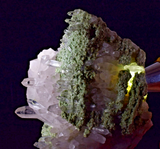 13cms FUCHSITE MUSCOVITE QUARTZ RARE CRYSTAL CHROMIUM MINERAL SPECIMEN PERU KB52