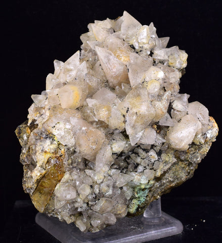 9.5cms CALCITE TOOTH DOG WITH QUARTZ CRYSTALS PERU SHINY MINERAL SPECIMEN GB46