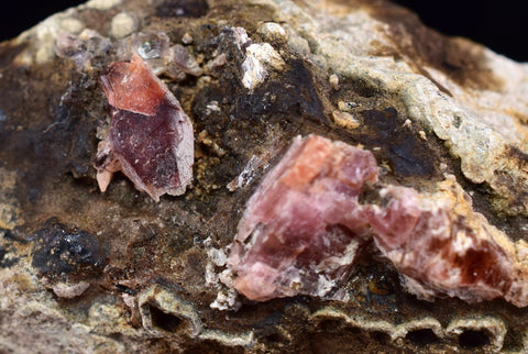4.8cm RHODOCHROSITE CRYSTALS PERU OLD STOCK UCHUCCHACUA MINERAL SPECIMEN RB605