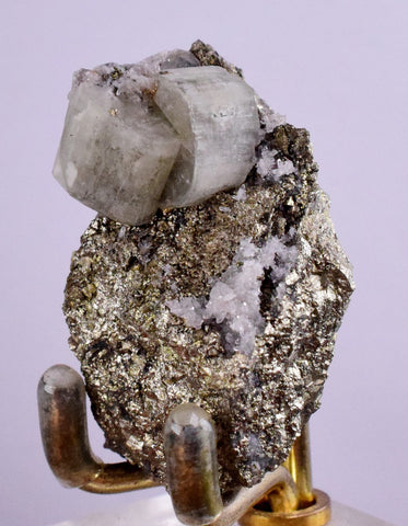 4.6cms APATITE SIDERITE QUARTZ CRYSTALS CHALCOPYRITE BORNITE PYRITE PERU AB63