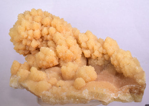 18cms NATURAL SCULPTURE LION CALCITE ARAGONITE (?) CRYSTALS PERU SHINY GB56