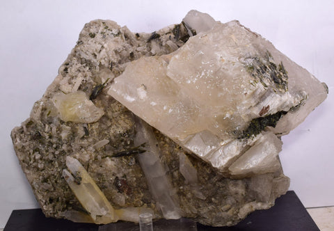 20cms CALCITE WITH QUARTZ EPIDOTE CRYSTALS PERU SHINY MINERAL SPECIMEN GB41