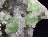 6.8cms AUGELITE CRYSTAL PERU DARK GREEN BRIGHT NEEDLE QUARTZ PASTO BUENO A573