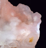 8.3cms GEM PINK OPAL NATURAL SCULPTURE BOTRYOIDAL PERU QUARTZ TRANSLUCENT PB27