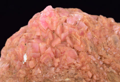 6.8cms GEM RHODOCHROSITE CUBIC CRYSTALS GOETHITE PERU MINERAL SPECIMEN RB664