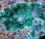 9cm GEM BROCHANTITE CHRYSOCOLLA MALACHITE DRUZY QUARTZ DIOPTASE ? CHILE ZB27
