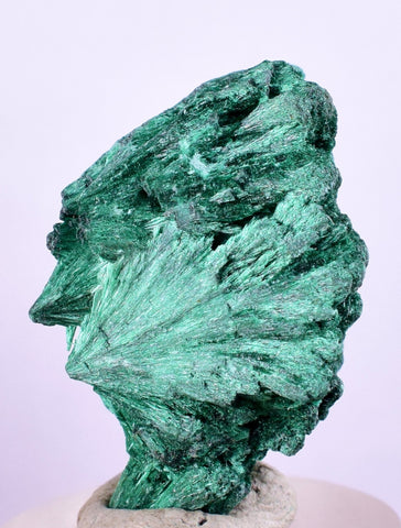 3cms MALACHITE CRYSTALS CONGO MINDINGI MINE SUPER SHINY MINERAL SPECIMEN UB92
