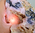 775grs. PINK OPAL NATURAL GLOBE FISH ? PERU ROUGH TRANSLUCENT CORAL COLOR PB99