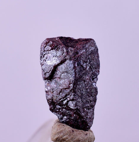 0.9cms PROUSTITE PYRARGIRITE CRYSTAL RUBY SILVER PERU UCHUCCHACUA MINE HB273