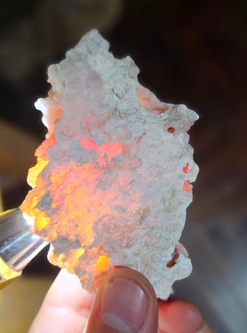 9.4cms PALYGORSKITE PINK OPAL QUARTZ TRANSLUCENT CORAL COLOR SPECIMEN PB76
