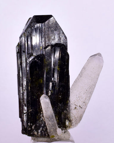 3.2cms PREMIUM EPIDOTE QUARTZ MINIATURE CRYSTALS PERU AESTHETIC COLLECTOR CB127