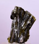2.8cms EPIDOTE QUARTZ CRYSTALS PERU CLUSTER COLLECTOR GREEN COLOR MINERAL CB68