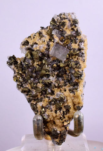 6.7cms APATITE SIDERITE QUARTZ CRYSTALS CHALCOPYRITE BORNITE PYRITE PERU AB62