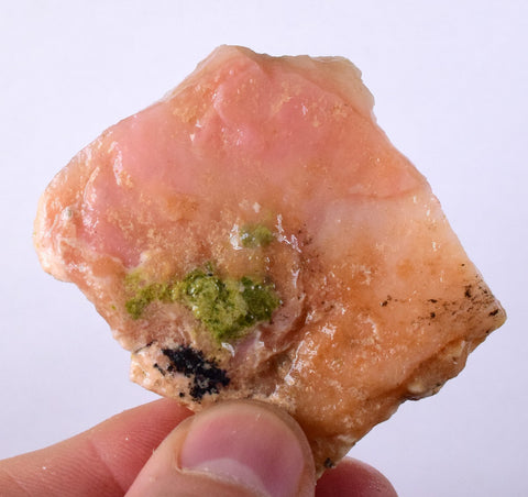 31.5grams GEM PINK OPAL PERU ROUGH CORAL COLOR TRANSLUCENT MINERAL PB11