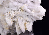 17cms NATURAL BIRD QUARTZ CALCITE PYRITE CRYSTALS MINERAL SPECIMEN QB88