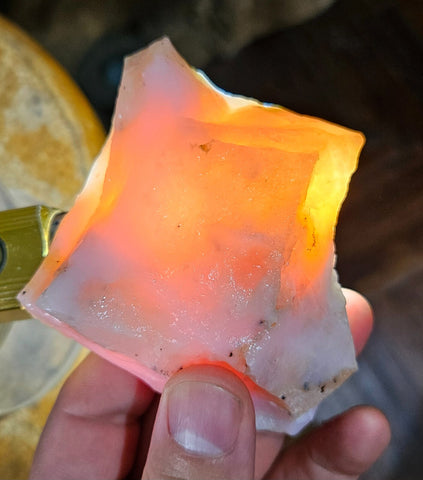 119 grams GEM PINK OPAL PERU ROUGH ANGEL SKIN TRANSLUCENT CORAL COLOR PB67