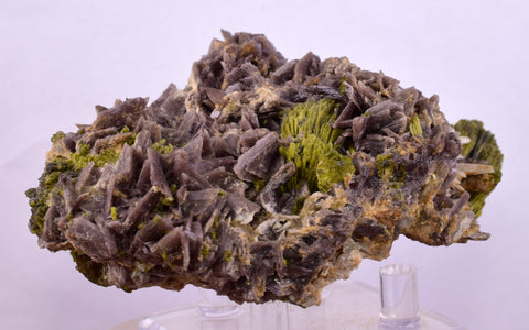 9.7cms AXINITE EPIDOTE QUARTZ GARNET CRYSTALS PERU AESTHETIC COLLECTOR AB244