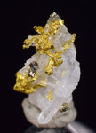 0.6 cms UNIQUE NATIVE GOLD INCAS PYRITE CUBES PERU QUARTZ CRYSTALS LB125