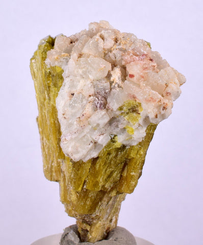 4.2cms VESUVIANITE CALCITE CRYSTALS PERU PAMPA BLANCA MINERAL SPECIMEN CB112