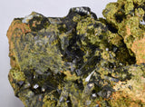 19cms EPIDOTE CRYSTALS PERU MINERAL SPECIMEN COLLECTOR  CB173