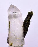 2.8cms PREMIUM EPIDOTE QUARTZ MINIATURE CRYSTALS PERU AESTHETIC COLLECTOR CB128