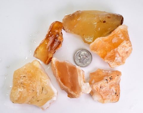 165 grams GEM GOLDEN OPAL PERU TRANSLUCENT SCENIC MINERAL SPECIMEN OB114
