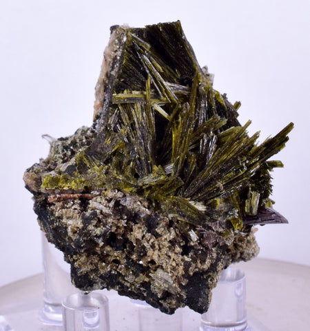 4.3cms PREMIUM EPIDOTE AXINITE CRYSTALS PERU AESTHETIC COLLECTOR CBZ163