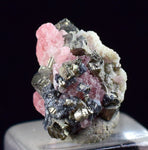 1cms RHODOCHROSITE FLUORITE PYRITE CRYSTAL RHOMBOHEDRAL SUPER MINIATURE RB316