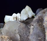 19cms DOUBLE QUARTZ JAPAN LAW TWIN RARE CRYSTAL MINERAL SPECIMEN QB101