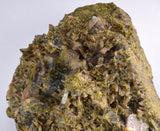 16cms CLINOZOISITE EPIDOTE CRYSTALS PERU MINERAL SPECIMEN COLLECTOR  KB38