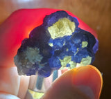 4.3cms BLUE FLUORITE QUARTZ CRYSTALS HUANGGANG MINES CHINA KB130