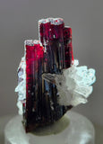 2.9cms RED HUBNERITE QUARTZ CRYSTALS MINERAL SPECIMEN COLLECTOR PERU MB216