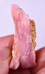 15grams GEM PINK OPAL PERU ROUGH ANGEL SKIN TRANSLUCENT CORAL COLOR PB104
