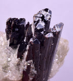 4.5cms RED HUBNERITE QUARTZ CRYSTALS MINERAL SPECIMEN COLLECTOR PERU MB215