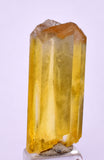 2.9cms FISH TAIL GOLDEN SELENITE CRYSTAL PERU MINERAL SPECIMEN TB158