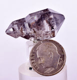 3cms QUARTZ SCEPTER CRYSTAL HYDROCARBON INCLUSIONS DOUBLE TERMINATED CHINA QB136