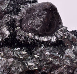 3.9cms  HEMATITE ps BARITE MANGANESE OXIDE DRUZY SPARKLY MOROCCO  VB23