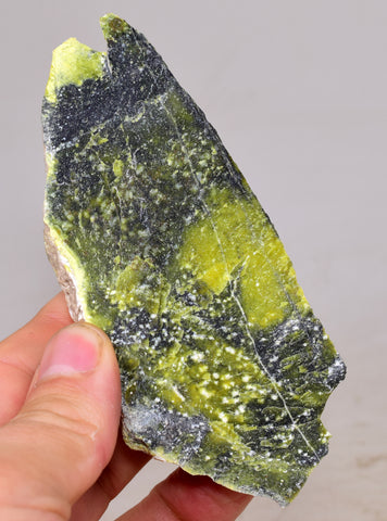 2.1 KG SERPENTINE ROUGH PERU