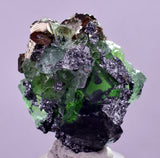 4cms GREEN FLUORITE PYRITE CRYSTALS PERU MILPO PERU KB163