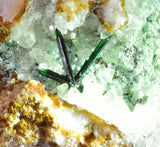 13.5cms DRUZY CHRYSOCOLLA ATACAMITE CRYSTAL PERU LILY MINE DB245