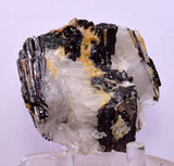 5.6cms RED HUBNERITE QUARTZ CRYSTALS MINERAL SPECIMEN COLLECTOR PERU MB168