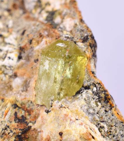 4.2cms YELLOW APATITE CRYSTALS IMILCHIL MOROCCO MINERAL SPECIMEN AB262