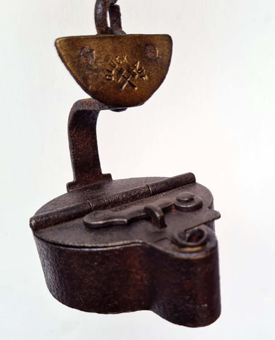 PRUSS MINERS LAMP Frog Oil Iron Cast Lantern Antique Germany 1800 glück auf