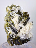 8.5cms EPIDOTE QUARTZ  CALCITE Crystals Peru Mineral Specimen Collectors C722